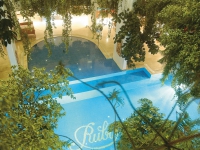 Rubi Hotel - 