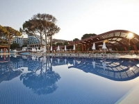 Cornelia Deluxe Resort Hotel - 