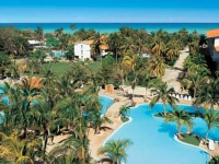 Sol Sirenas Coral Resort - Территория