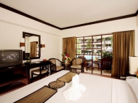 Thara Patong - Deluxe room