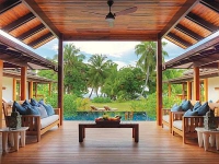 Desroches Island Resort - luxury beach villa