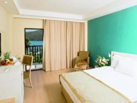 Crystal Green Bay Resort   SPA -  