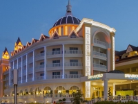 Dream World Resort   Spa - 