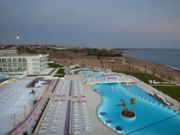 King Evelthon Beach Hotel   Resort - 