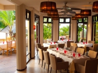 Le Cardinal Exclusive Resort Hotel - beach bar