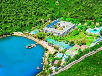 Crystal Green Bay Resort   SPA -  