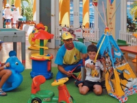 Sol Sirenas Coral Resort - Игровая комната для детей